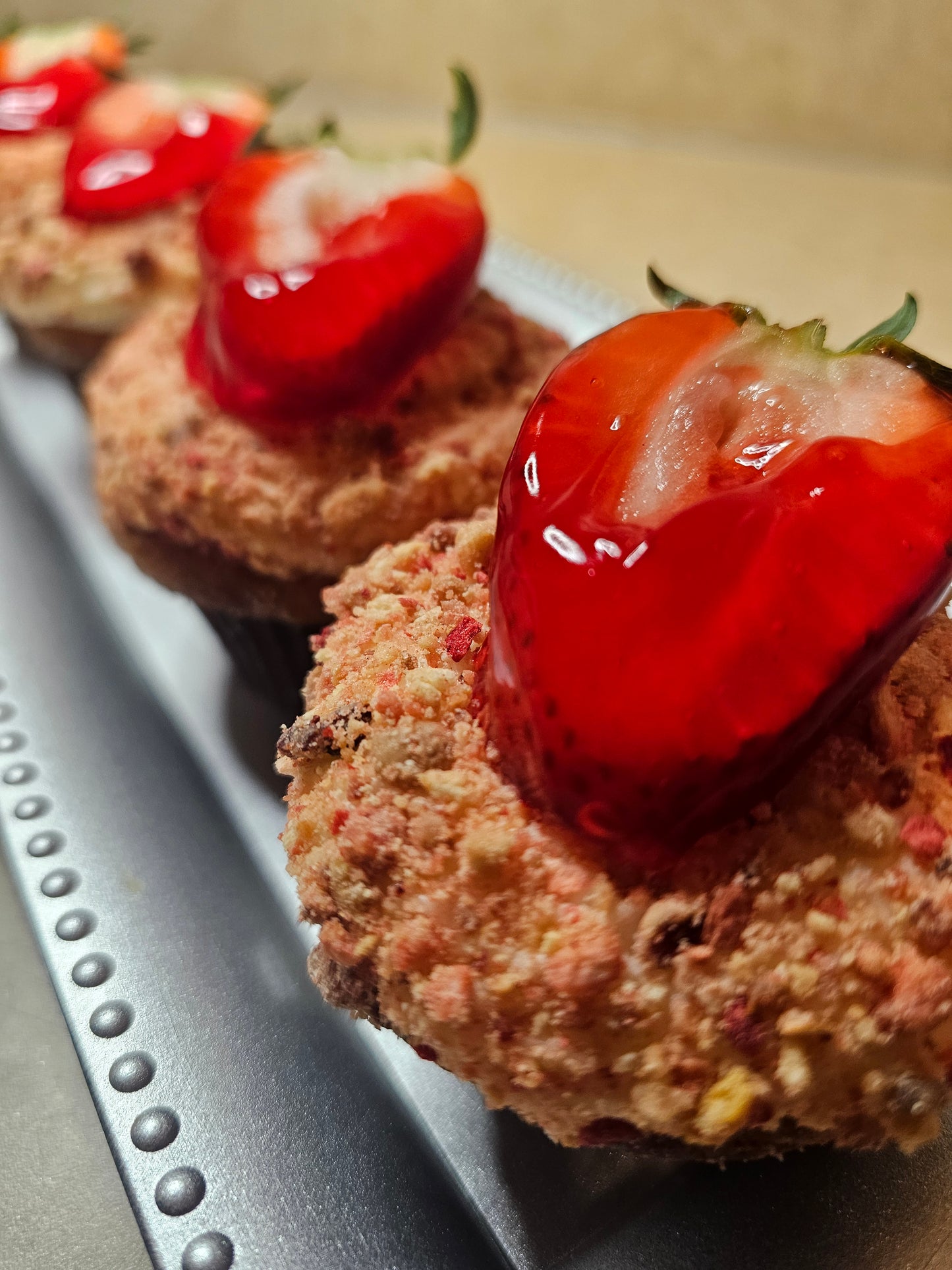 STRAWBERRY CRUNCH